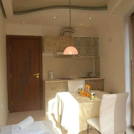 Family Saint Peter Otel Aziz Konstantin ve Elena