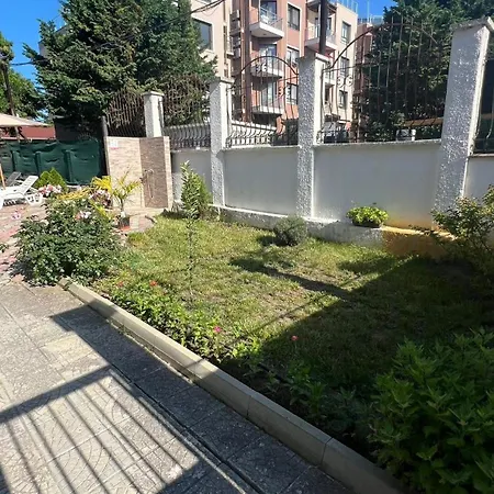 Family Saint Peter Отель Святые Константин и Елена