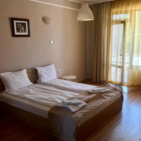 Family Adia Blue Hotel